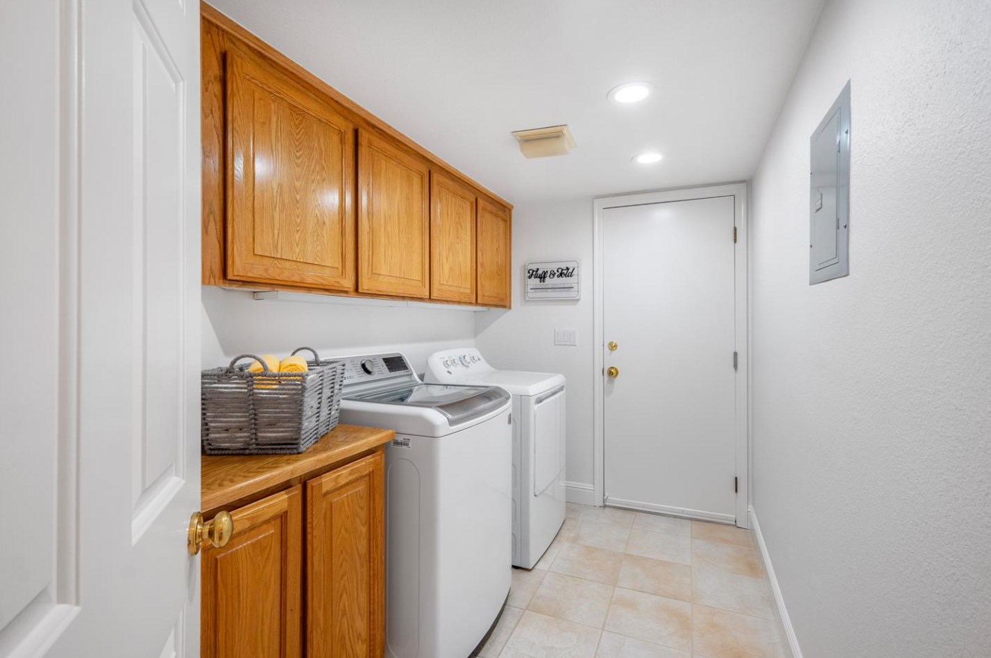 17428 Alisa Ct, Morgan Hill CA  95037-7219 exterior