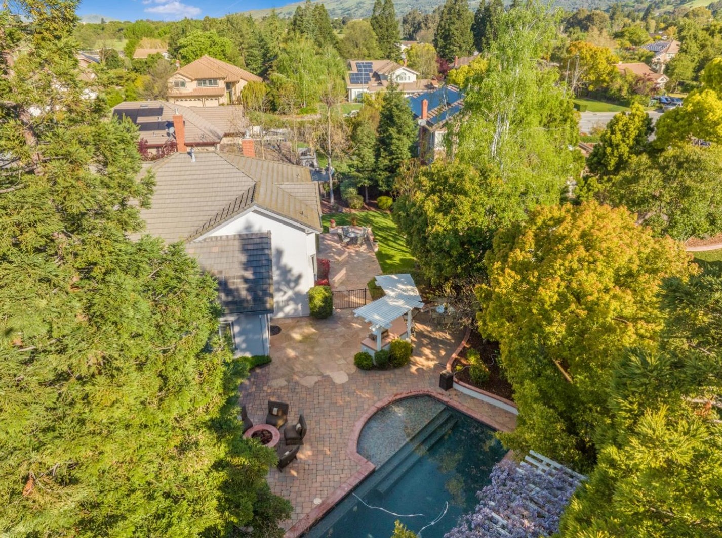 17428 Alisa Ct, Morgan Hill CA  95037-7219 exterior