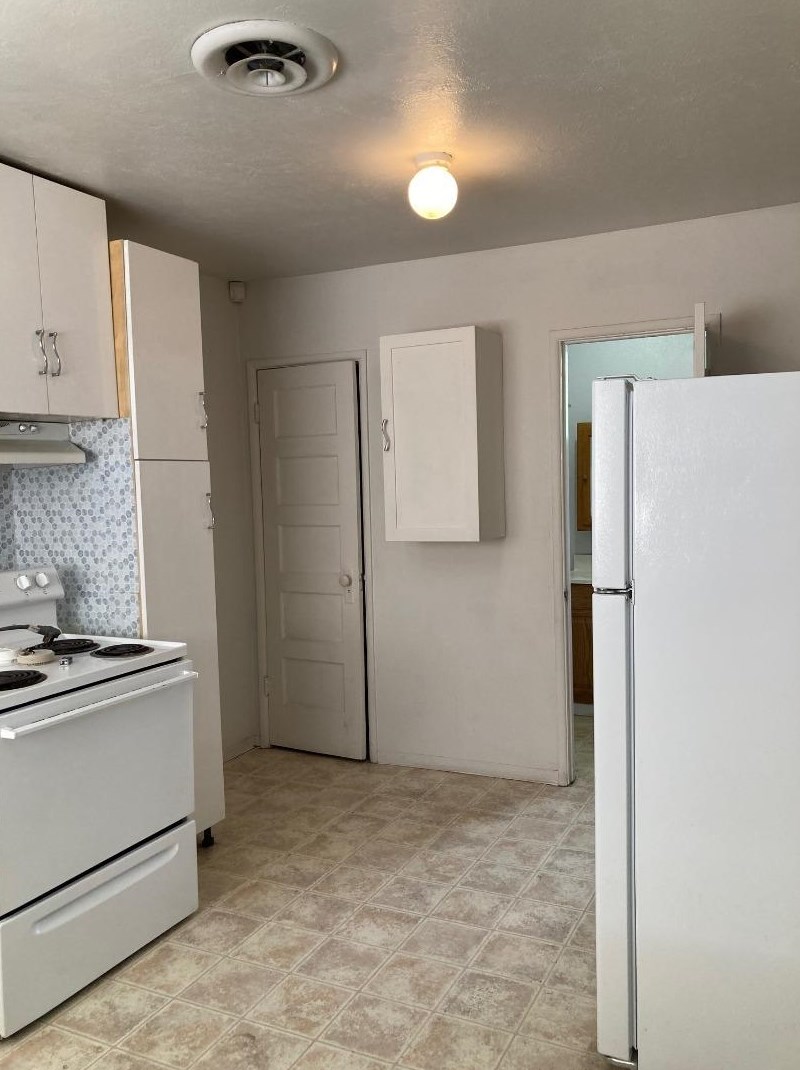 702 Conejo Ave, Modesto CA  95354-4275 exterior