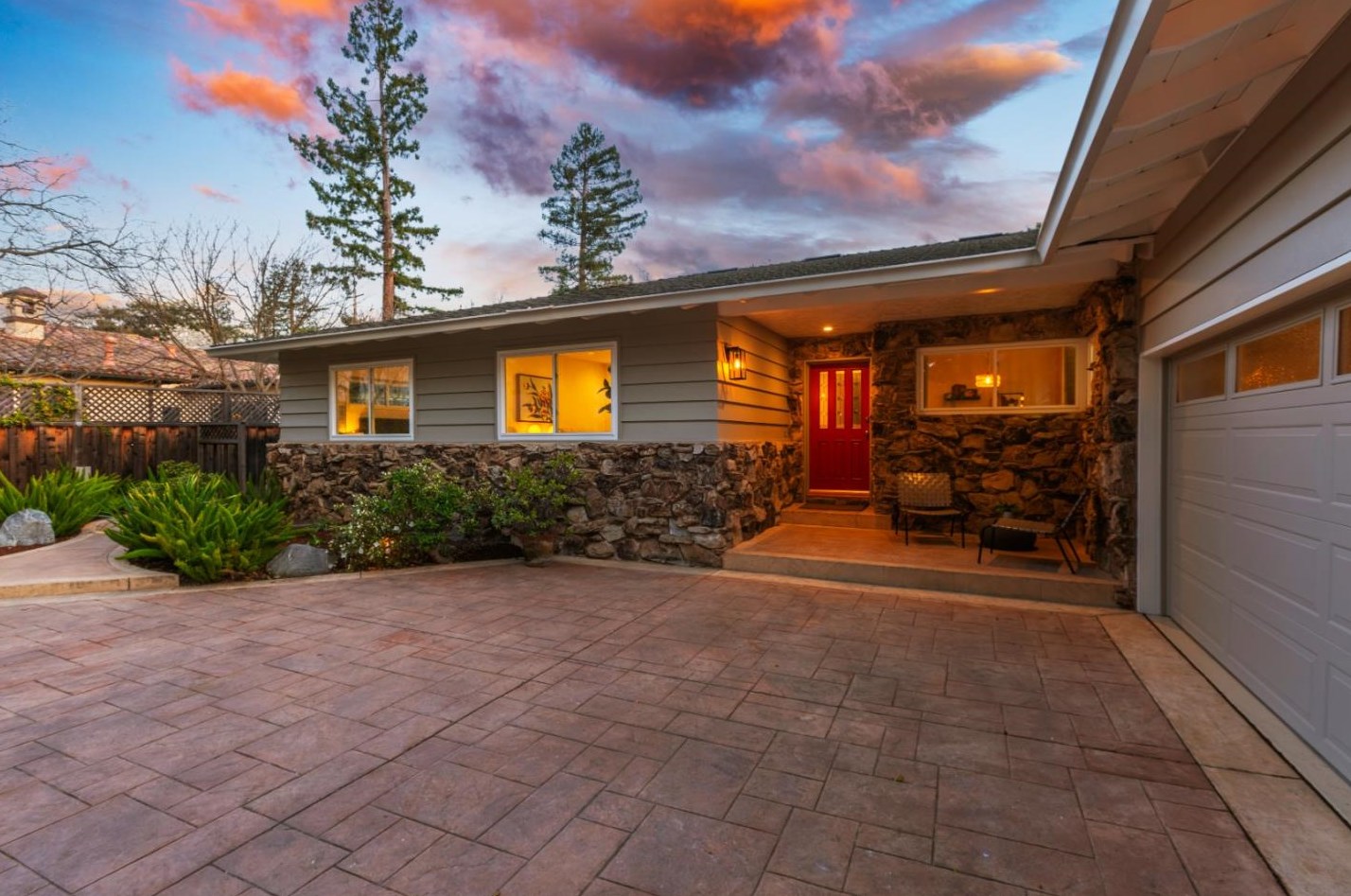 490 Cherry Ave, Los Altos CA 94022-1621 exterior