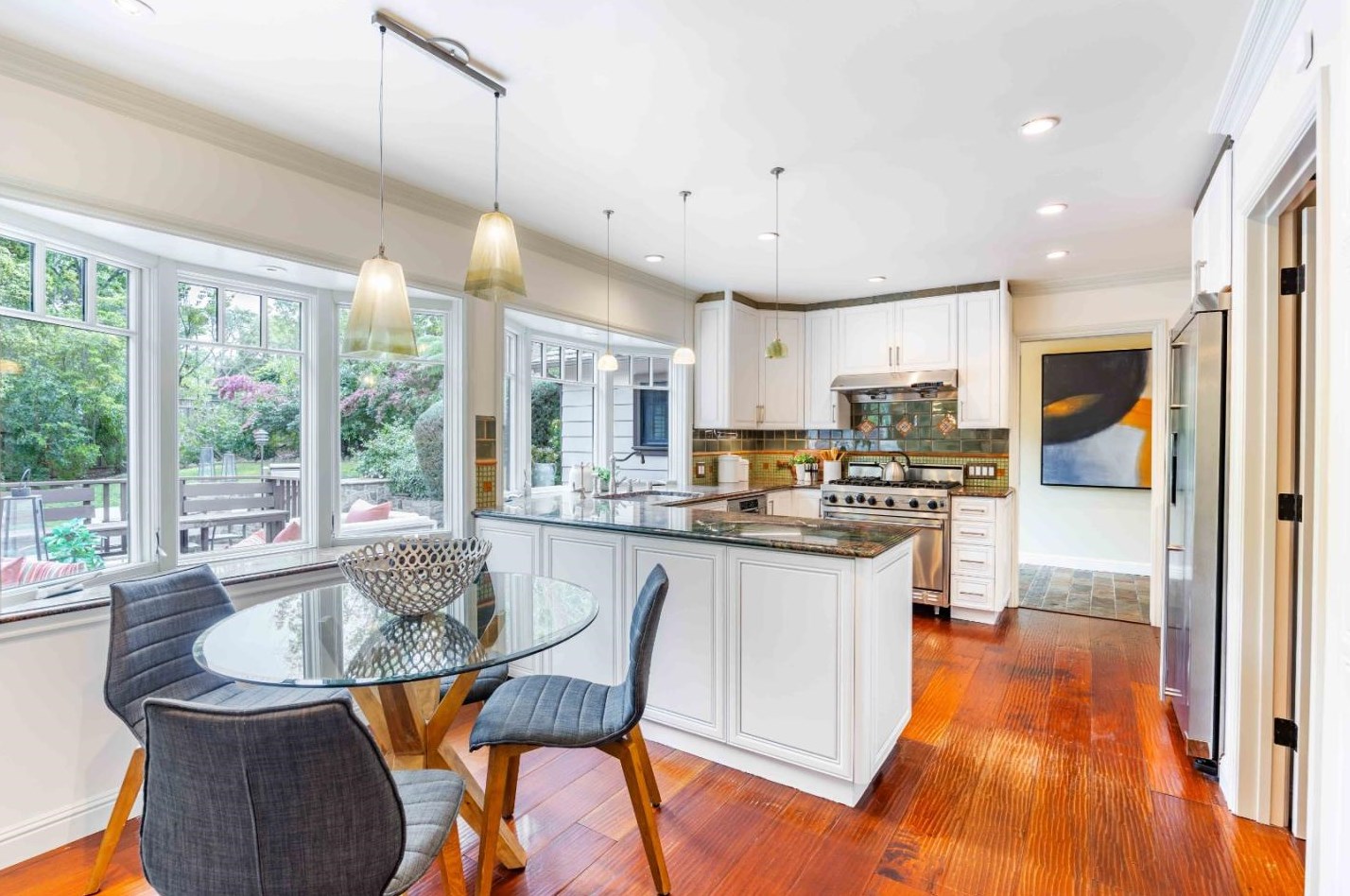 805 La Mesa Dr, Menlo Park CA  94028-7420 exterior