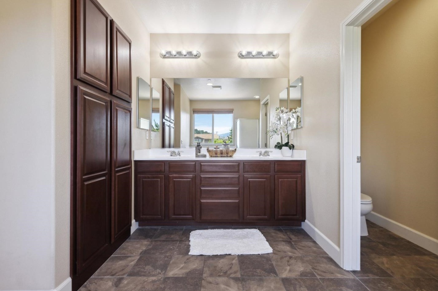 7954 Spanish Oak Cir, Gilroy CA  95020-2538 exterior