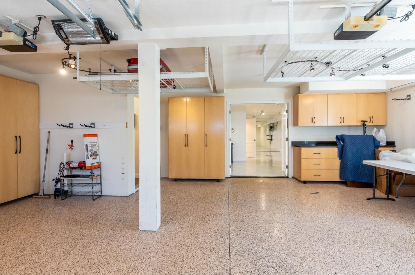 464 Upland Rd, Redwood City CA  94062-2826 exterior