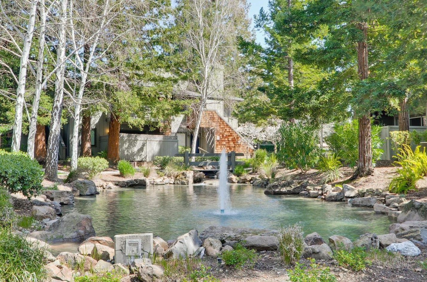 2352 La Terrace Cir, San Jose CA 95123-5316 exterior