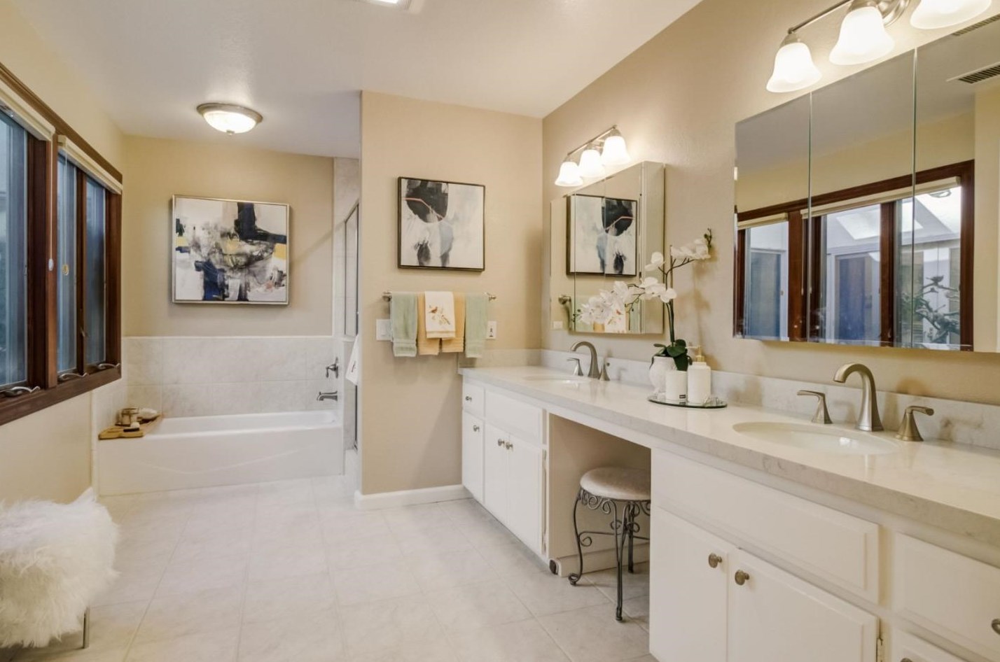 11012 Canyon Vista Dr, Cupertino CA  95014-5405 exterior