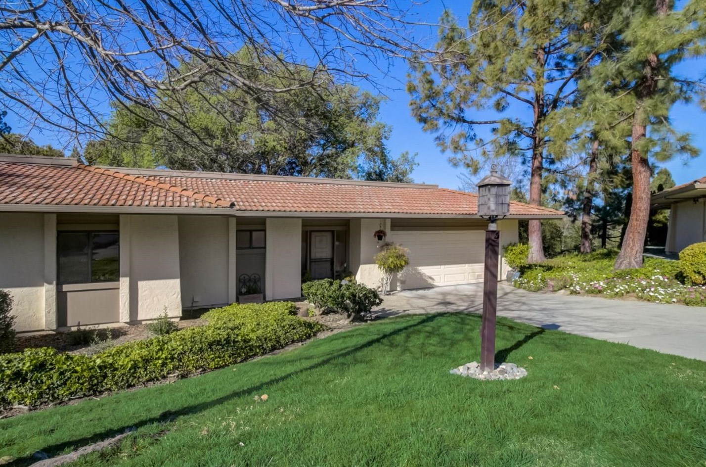 11012 Canyon Vista Dr, Cupertino CA  95014-5405 exterior