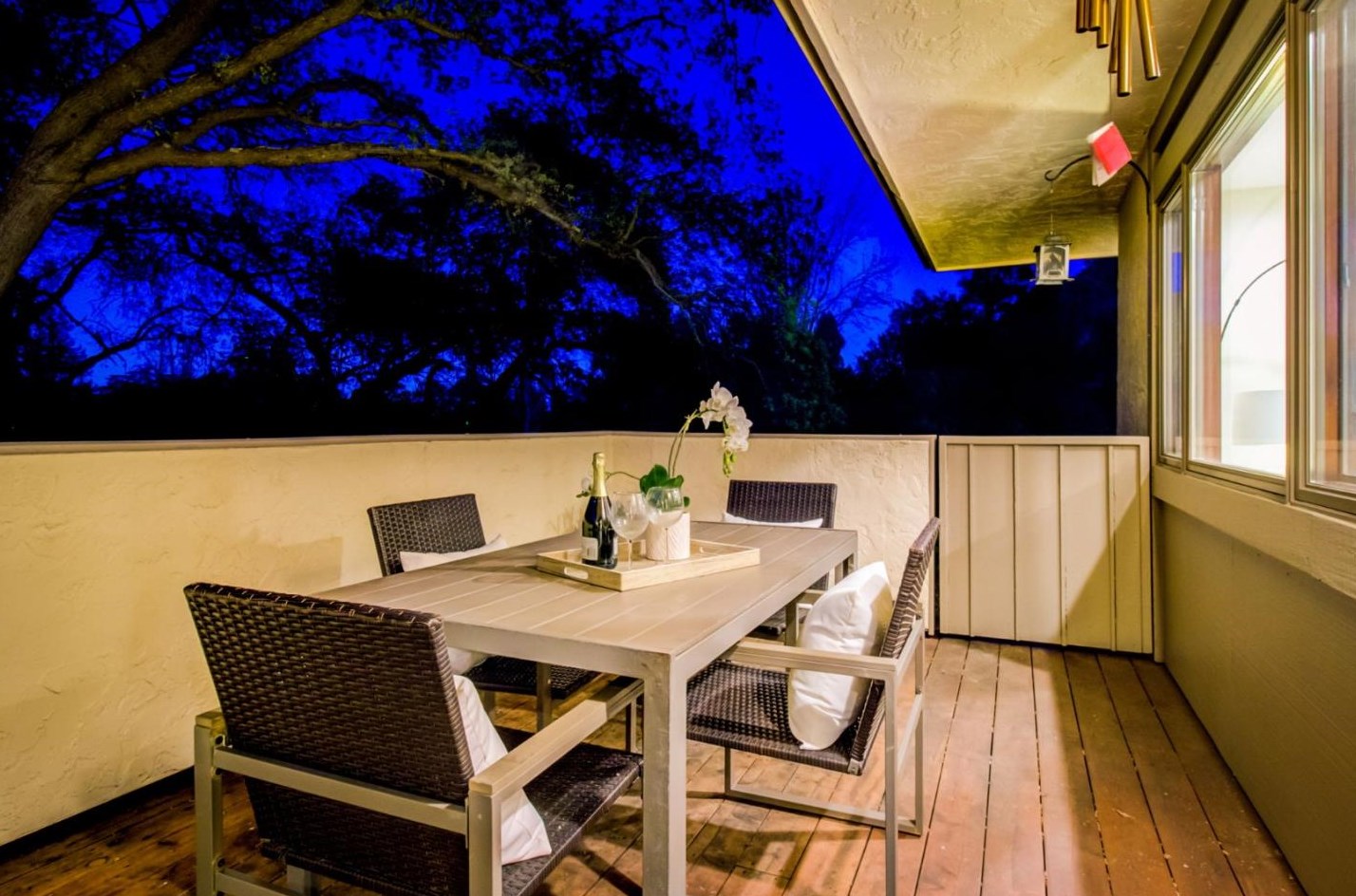 11012 Canyon Vista Dr, Cupertino CA  95014-5405 exterior