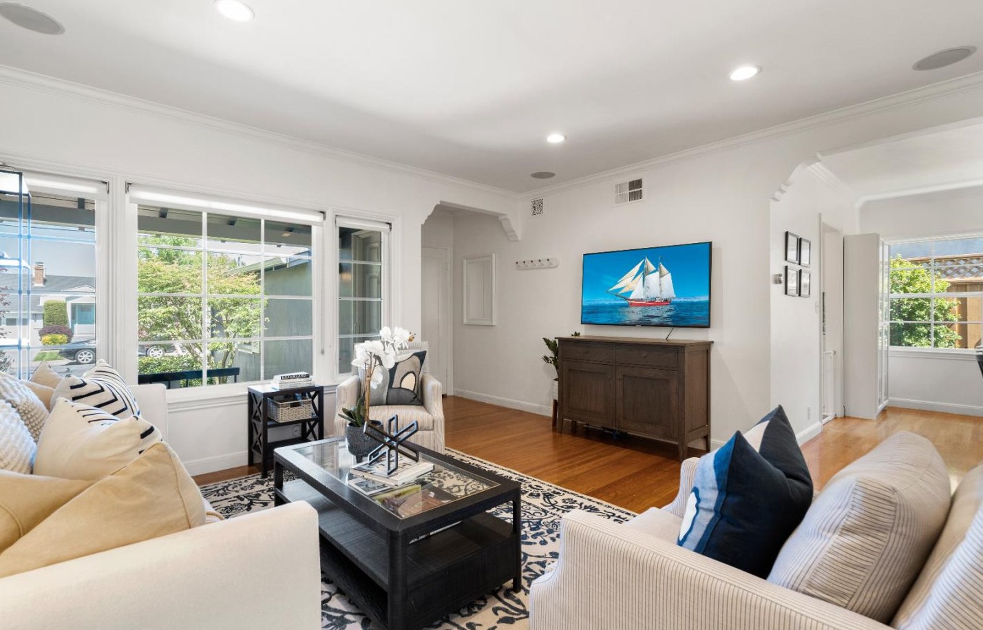 1428 Oak St, San Mateo CA  94402-3012 exterior