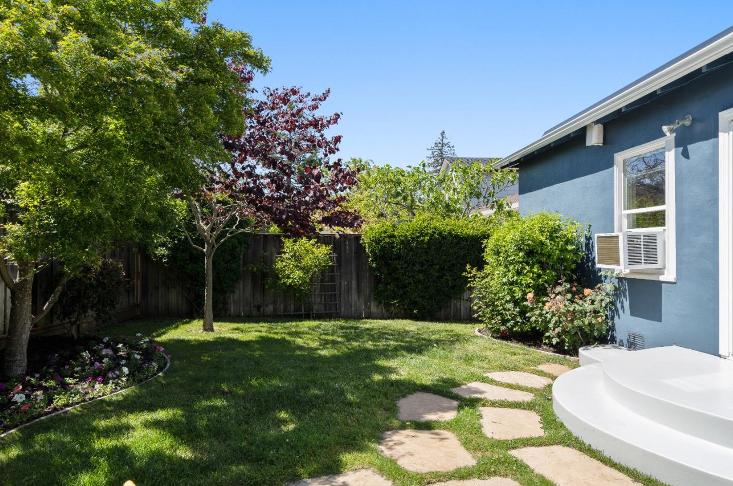1428 Oak St, San Mateo CA  94402-3012 exterior