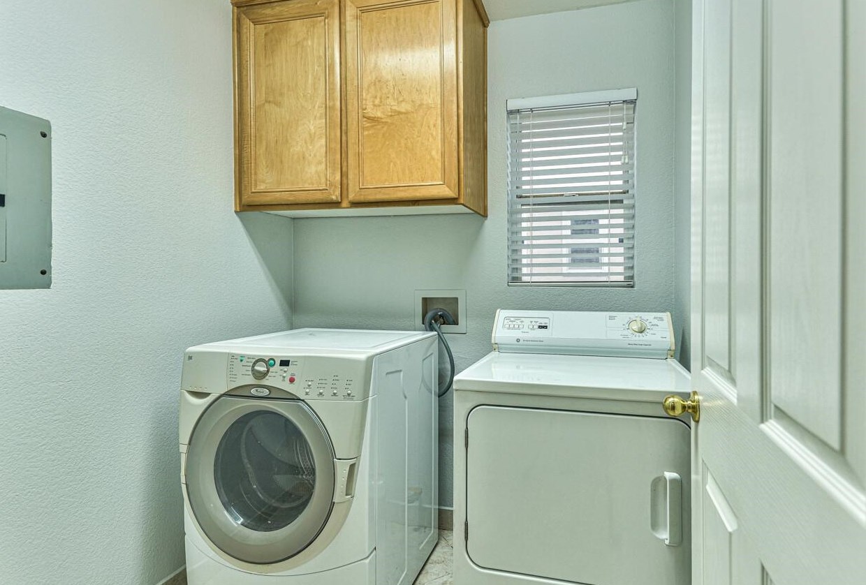 101 Beresini Ln, Hollister CA  95023-9068 exterior