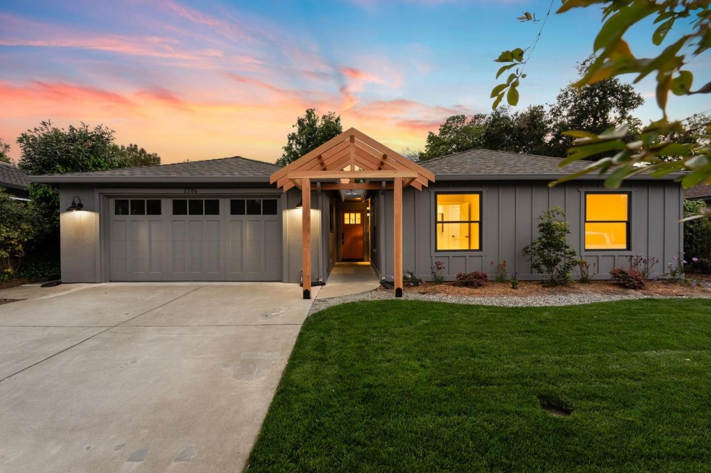 2786 Carolina Ave, Redwood City CA  94061-3245 exterior