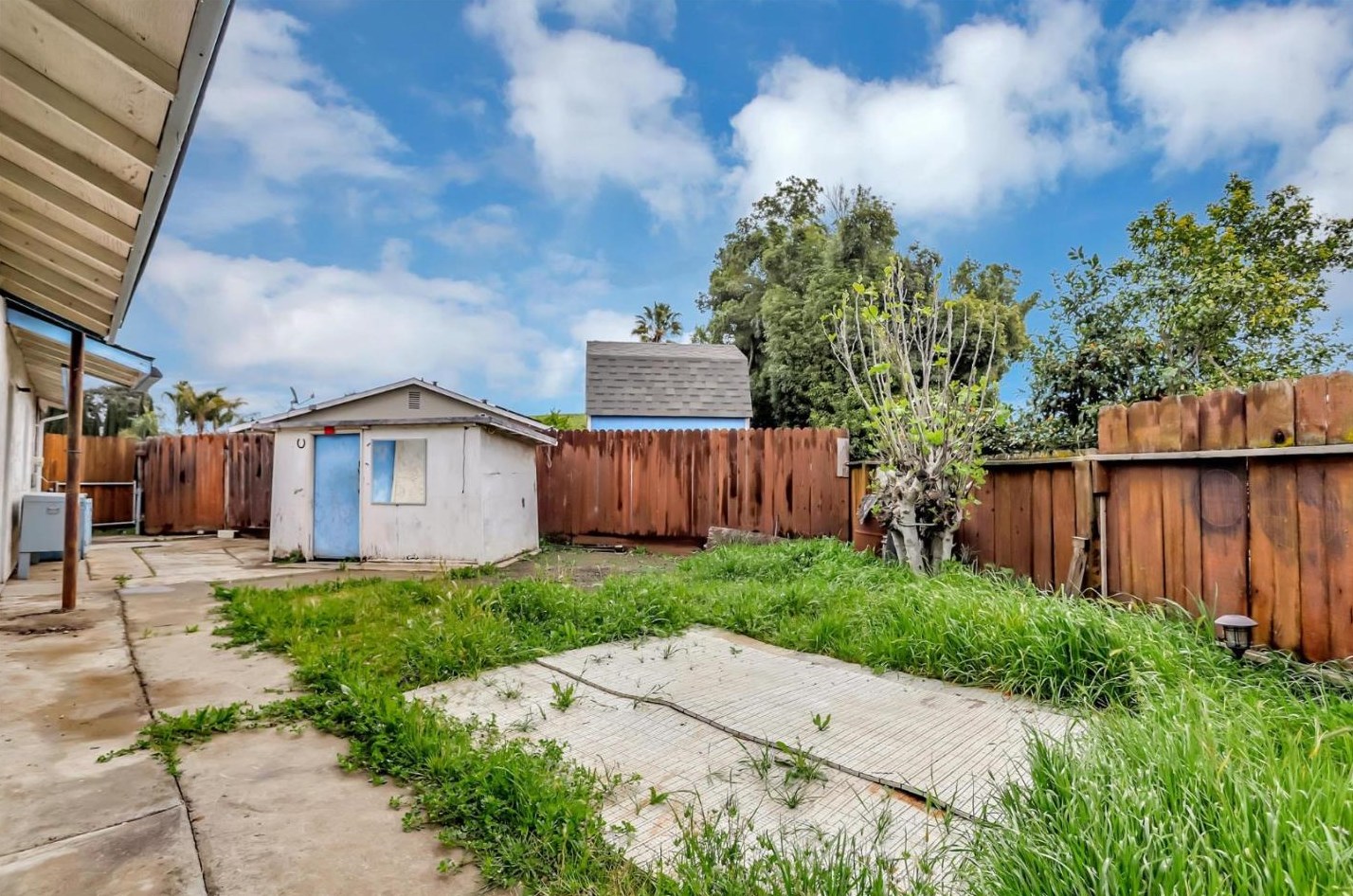 50 Almond Ct, Hollister CA  95023-3548 exterior