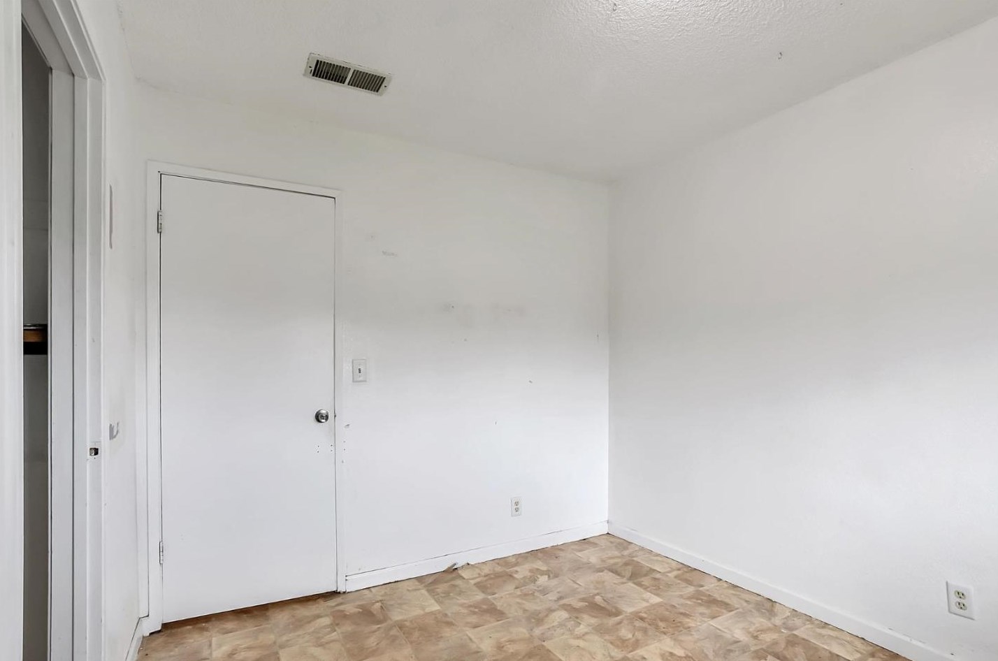 50 Almond Ct, Hollister CA  95023-3548 exterior