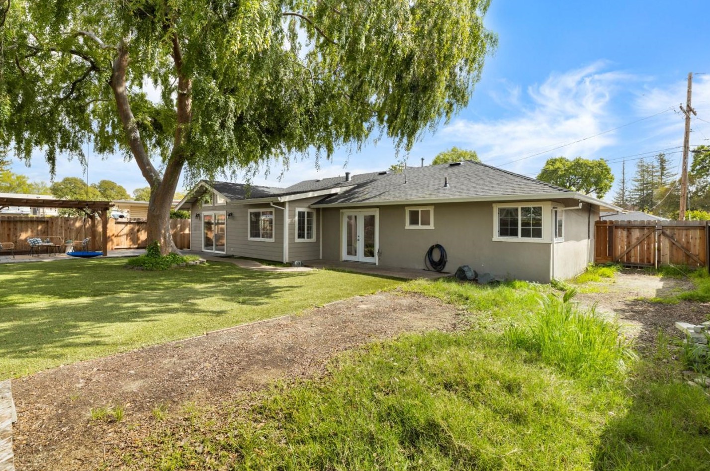 36 Mazie Dr, Concord CA  94523-3310 exterior