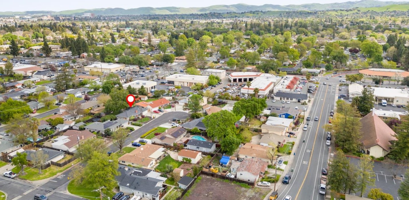 36 Mazie Dr, Concord CA  94523-3310 exterior