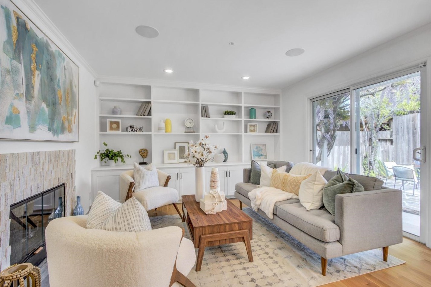 2063 Gordon Ave, Menlo Park CA  94025-6034 exterior