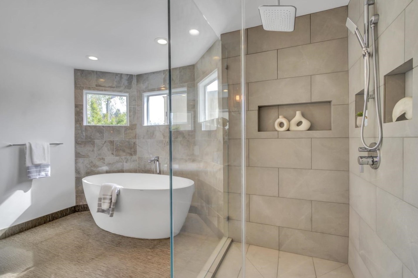 2063 Gordon Ave, Menlo Park CA  94025-6034 exterior