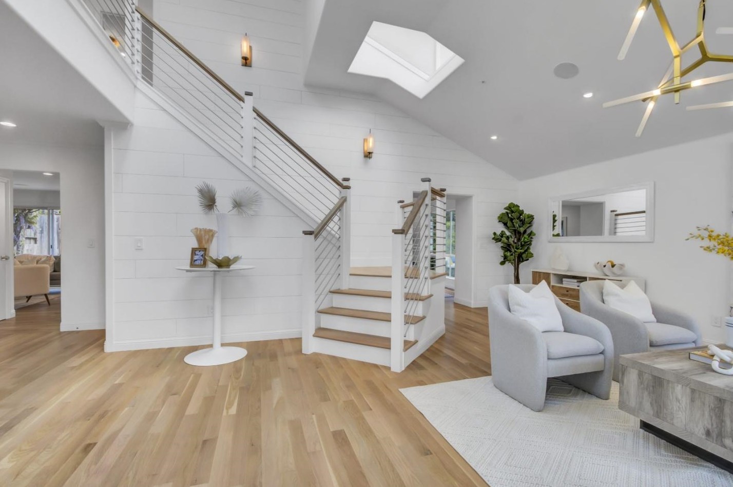 2063 Gordon Ave, Menlo Park CA  94025-6034 exterior