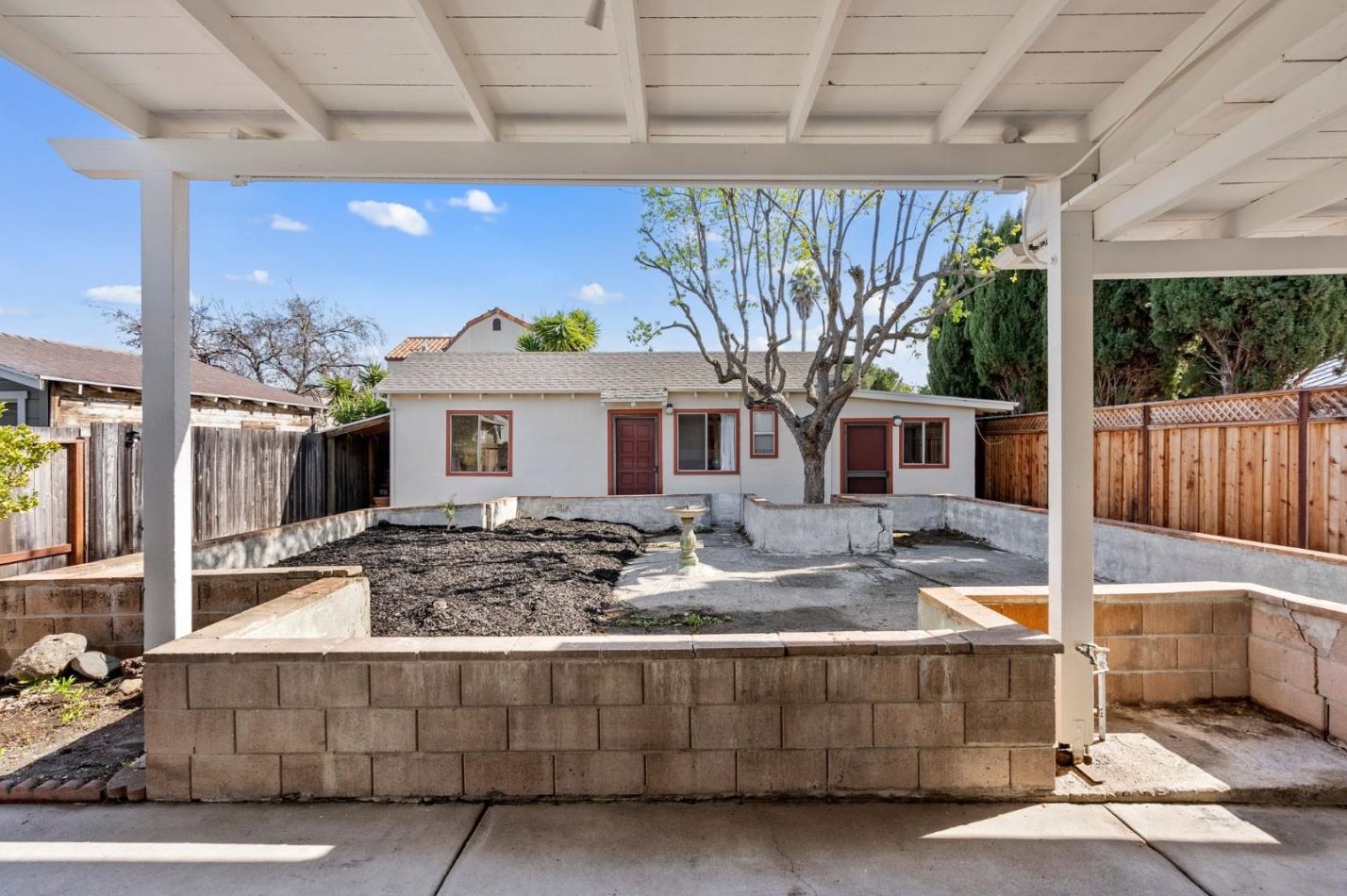 1151 Cleveland St, Redwood City CA  94061-2234 exterior