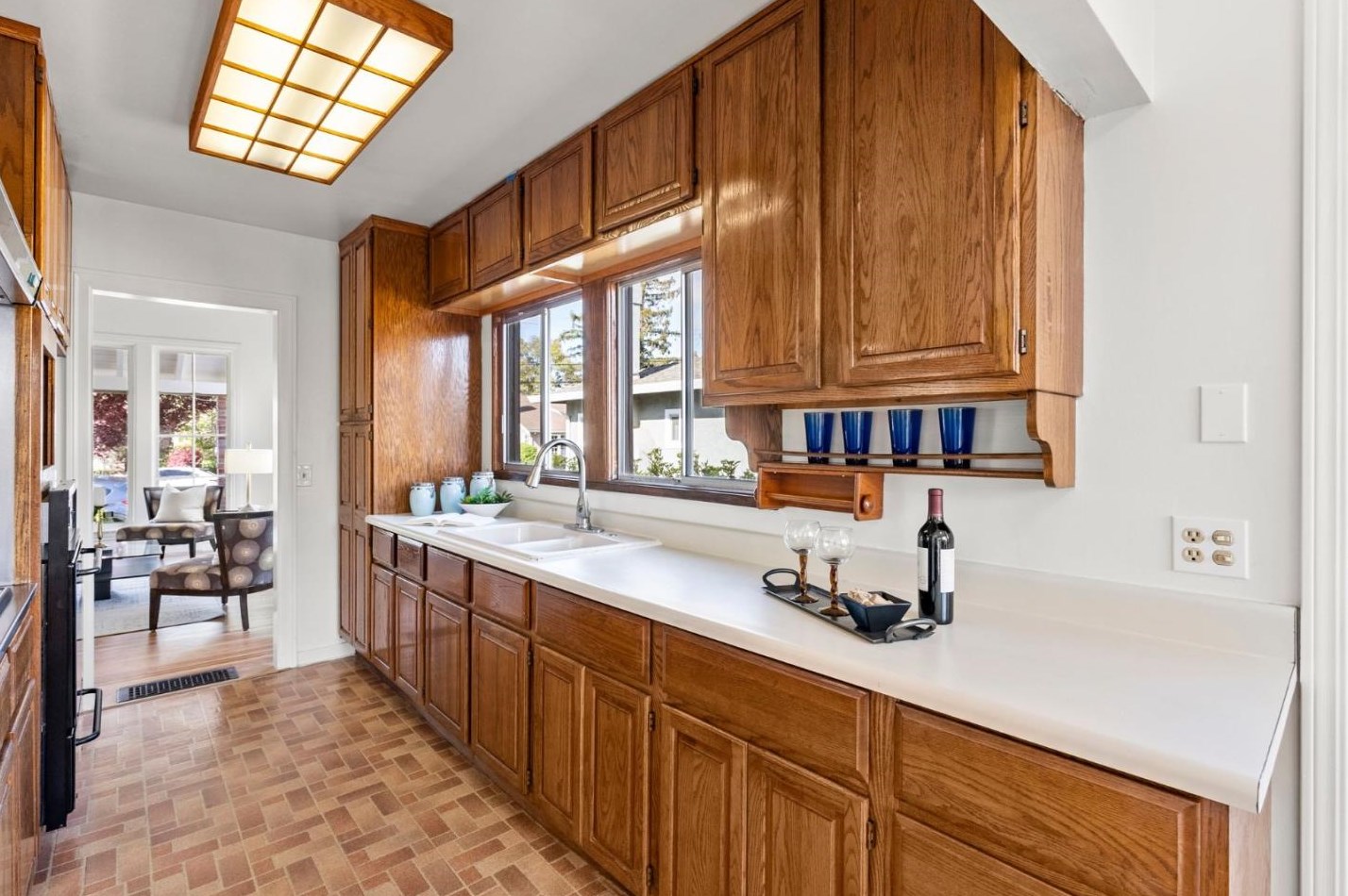 1151 Cleveland St, Redwood City CA  94061-2234 exterior