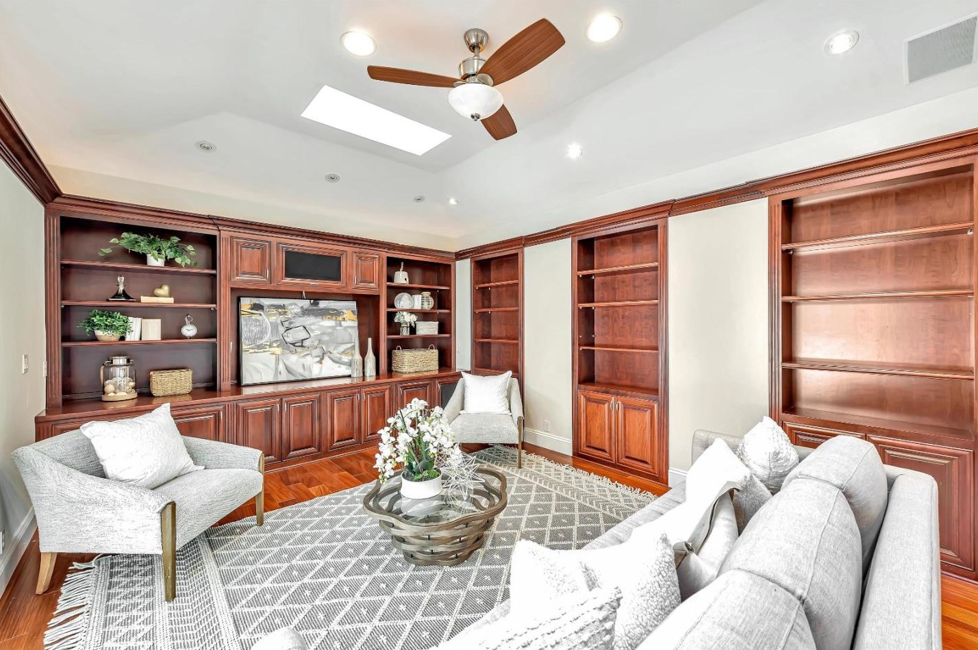 1623 Fallen Leaf Ln, Los Altos CA  94024-6212 exterior