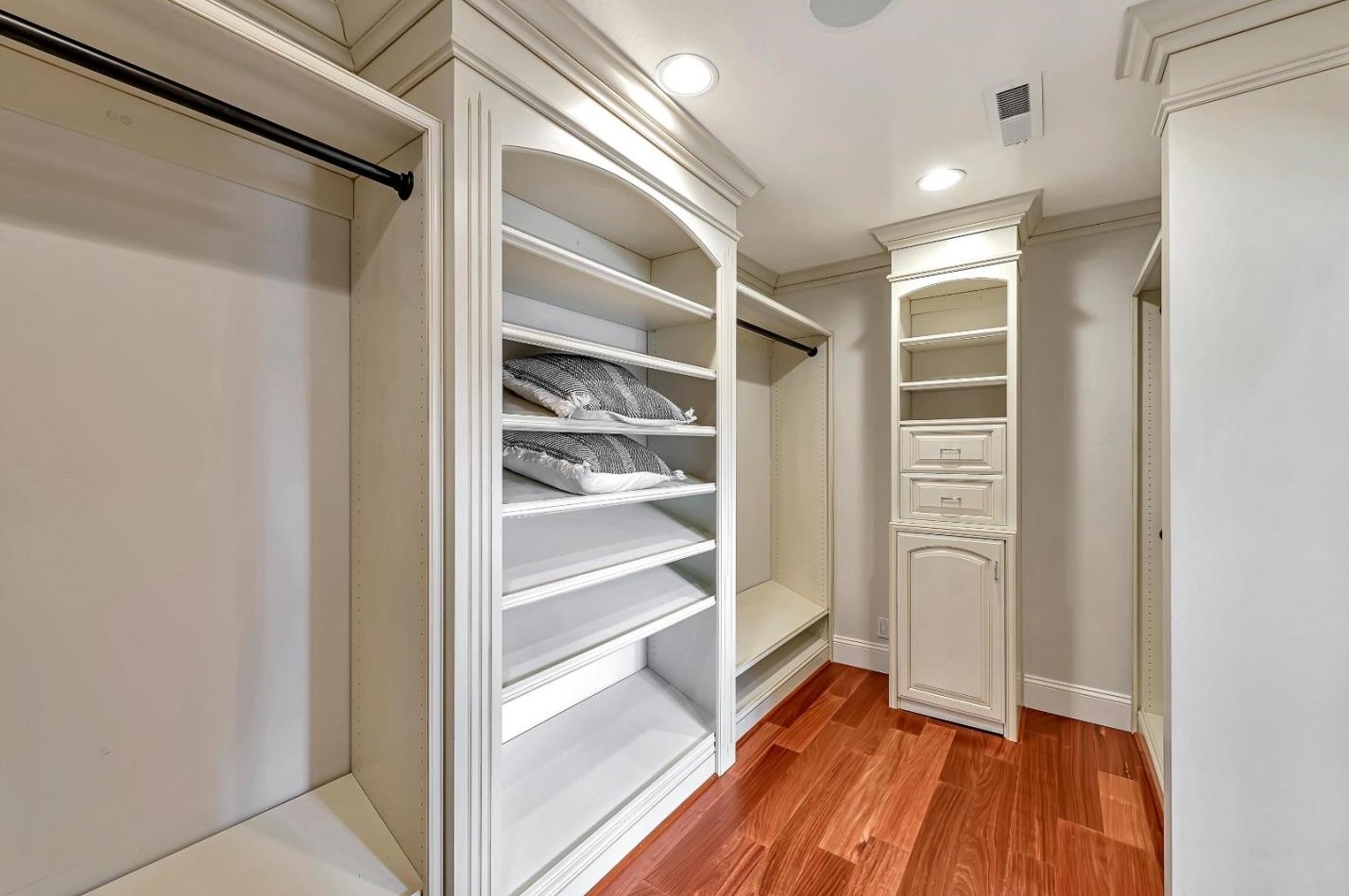 1623 Fallen Leaf Ln, Los Altos CA  94024-6212 exterior