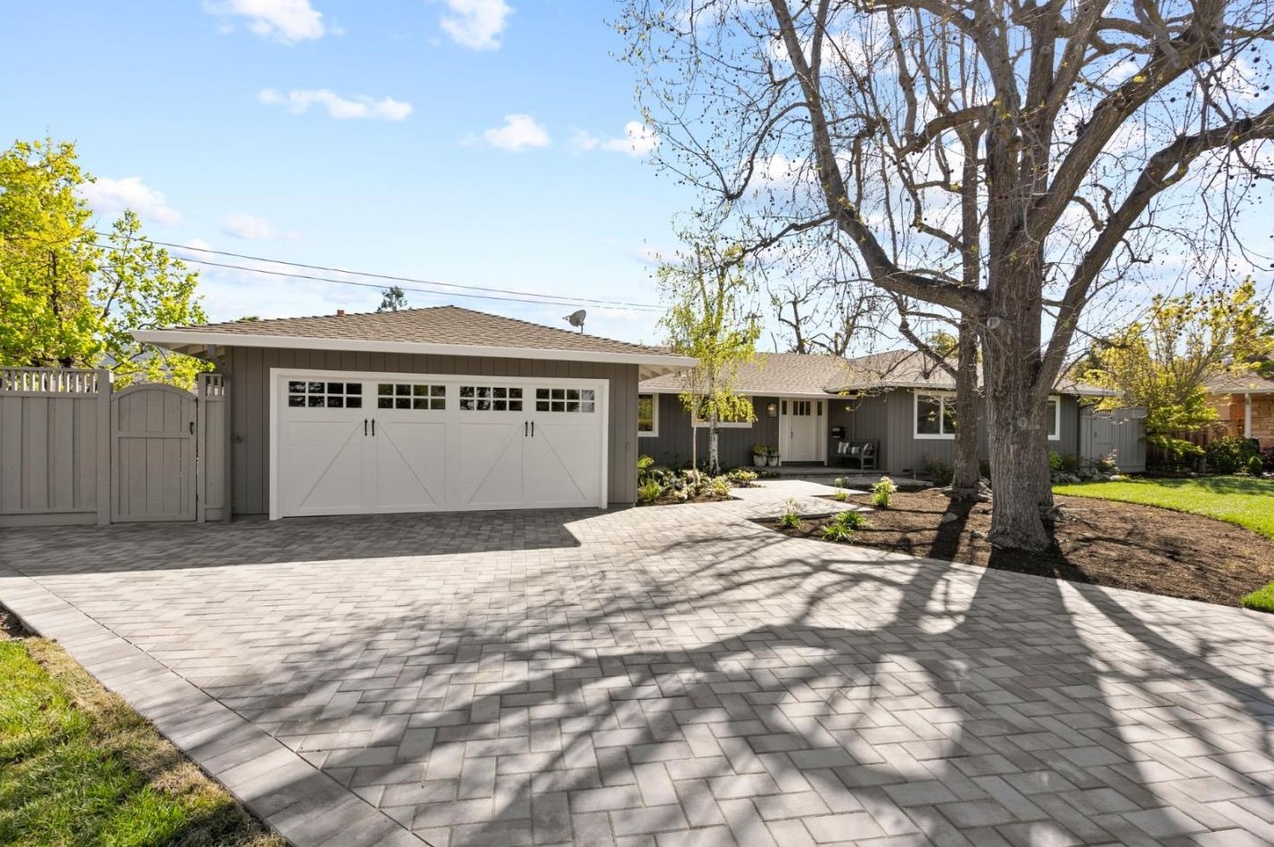 20392 Manoa Ct, Saratoga CA  95070-4909 exterior