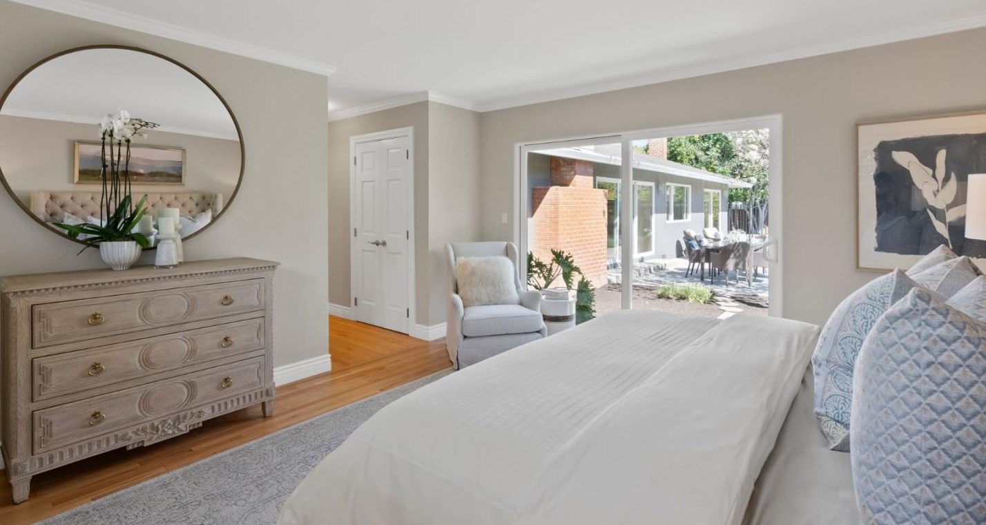 20392 Manoa Ct, Saratoga CA  95070-4909 exterior