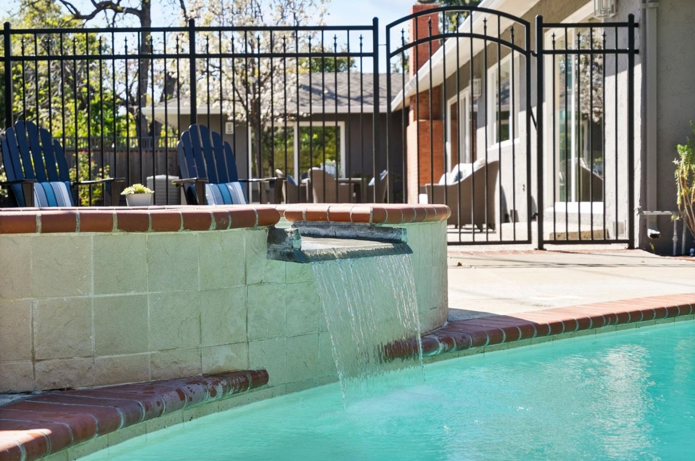 20392 Manoa Ct, Saratoga CA  95070-4909 exterior