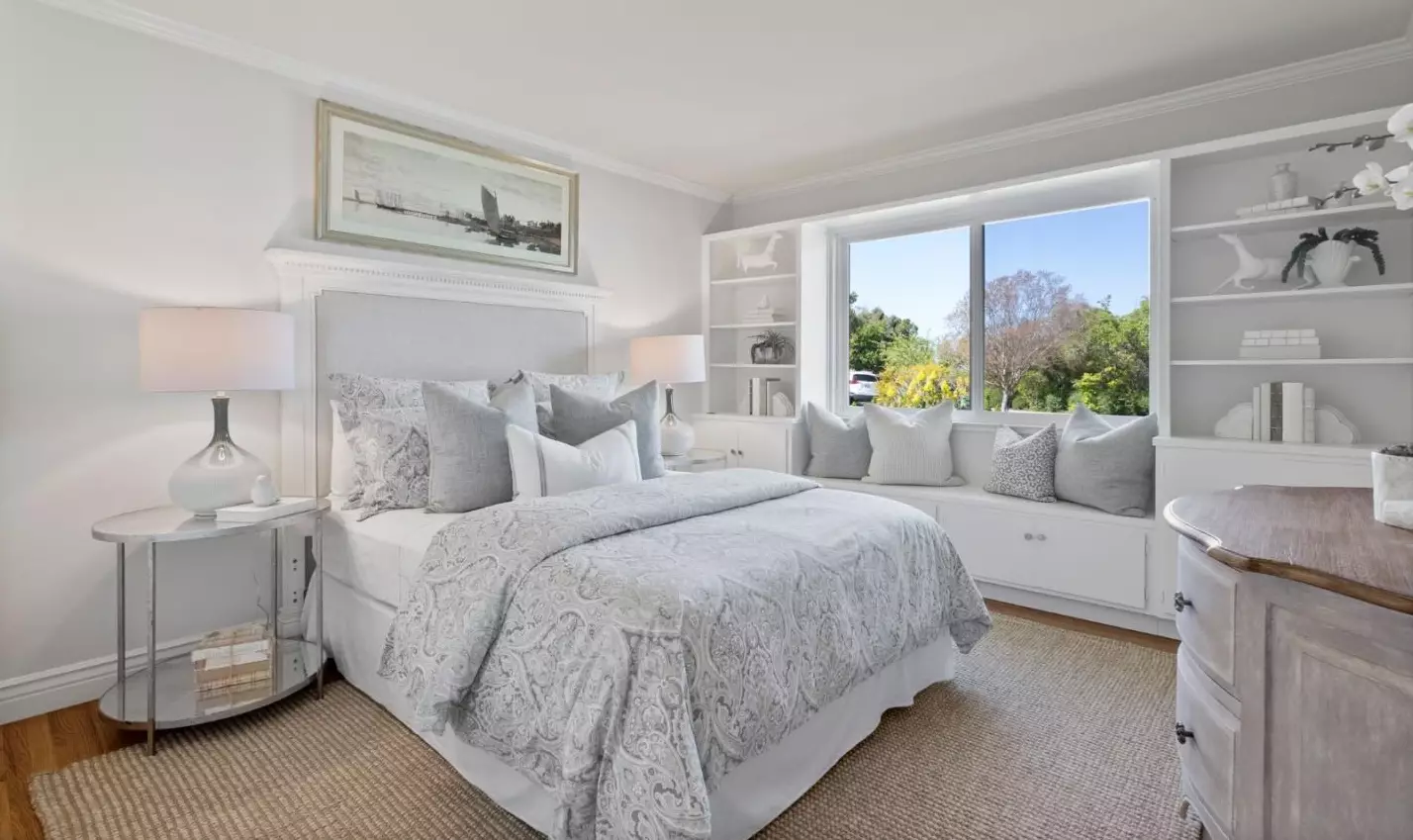 20392 Manoa Ct, Saratoga CA  95070-4909 exterior