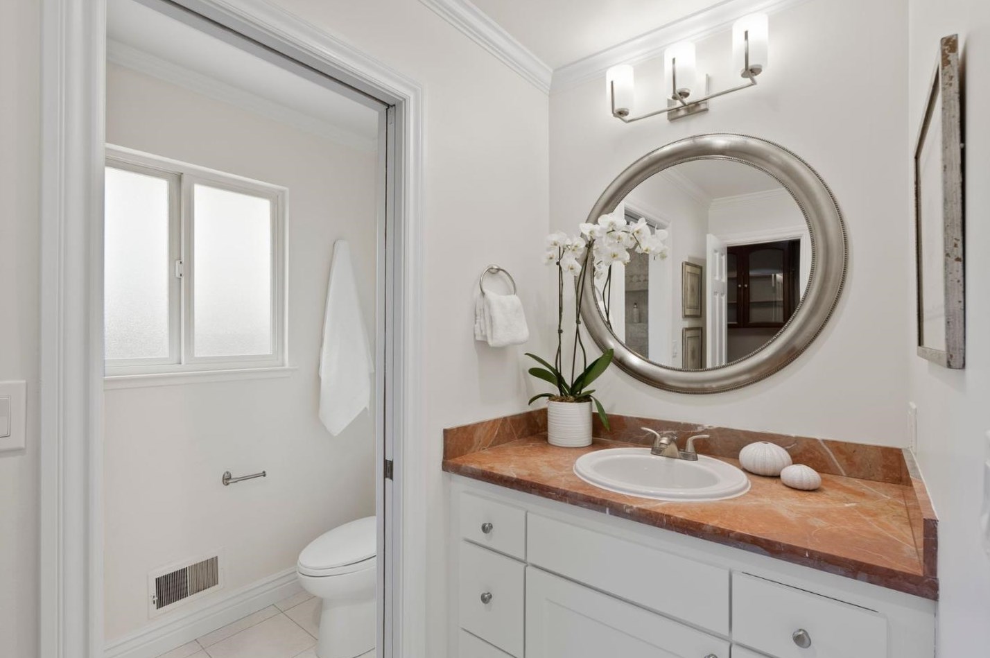 20392 Manoa Ct, Saratoga CA  95070-4909 exterior