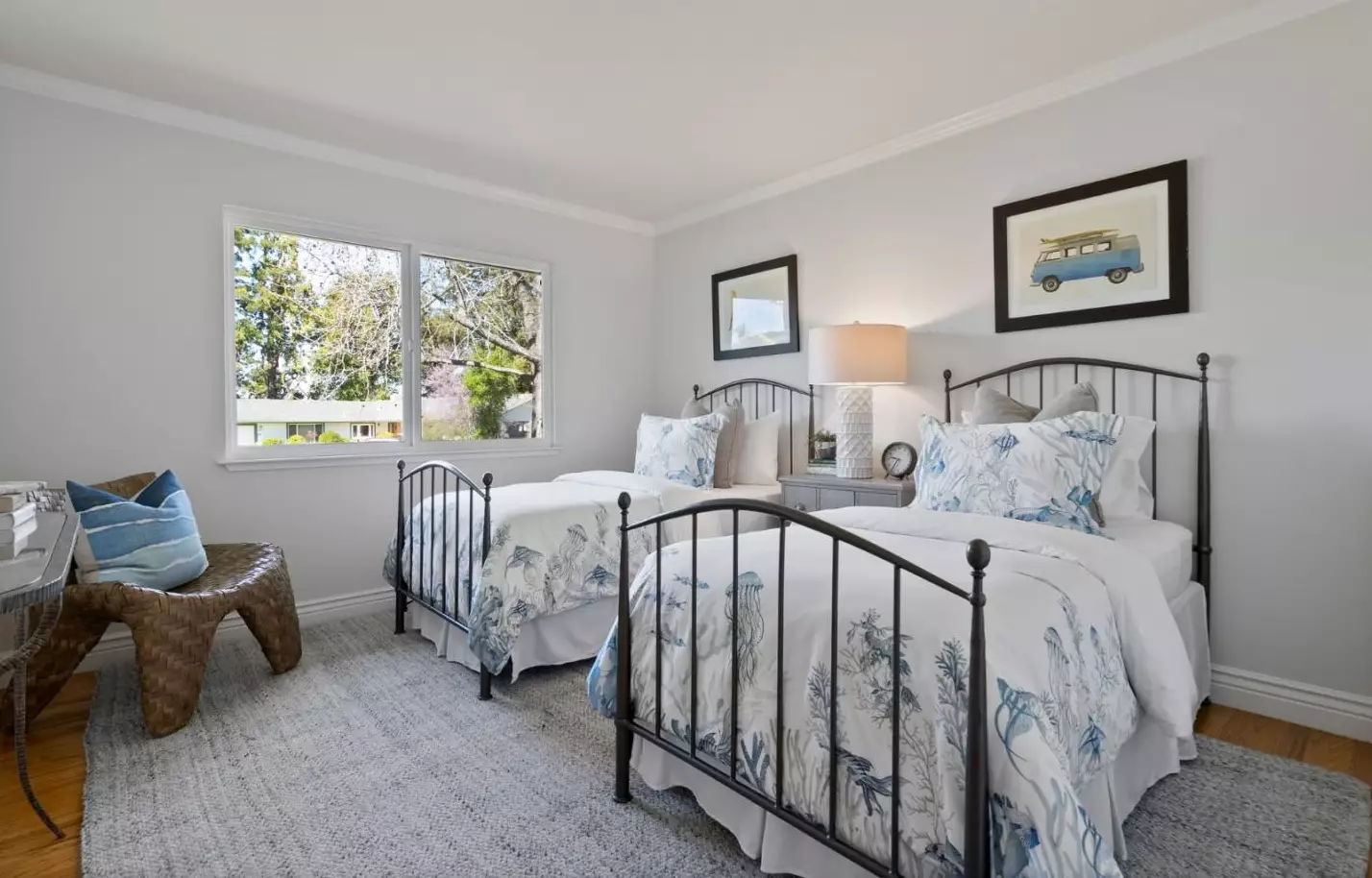 20392 Manoa Ct, Saratoga CA  95070-4909 exterior