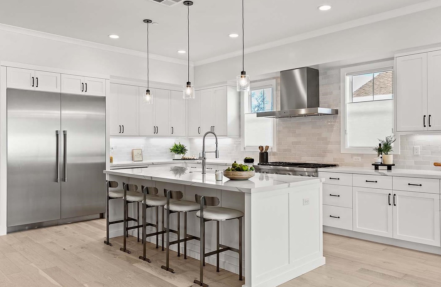 1162 Shamrock Dr, Campbell CA  95008-6118 exterior