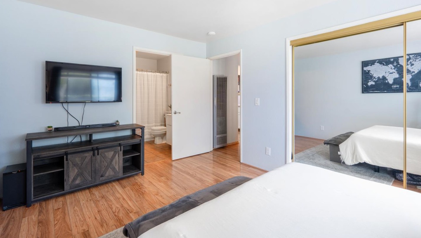 137 La Crosse Dr, Morgan Hill CA  95037-5628 exterior