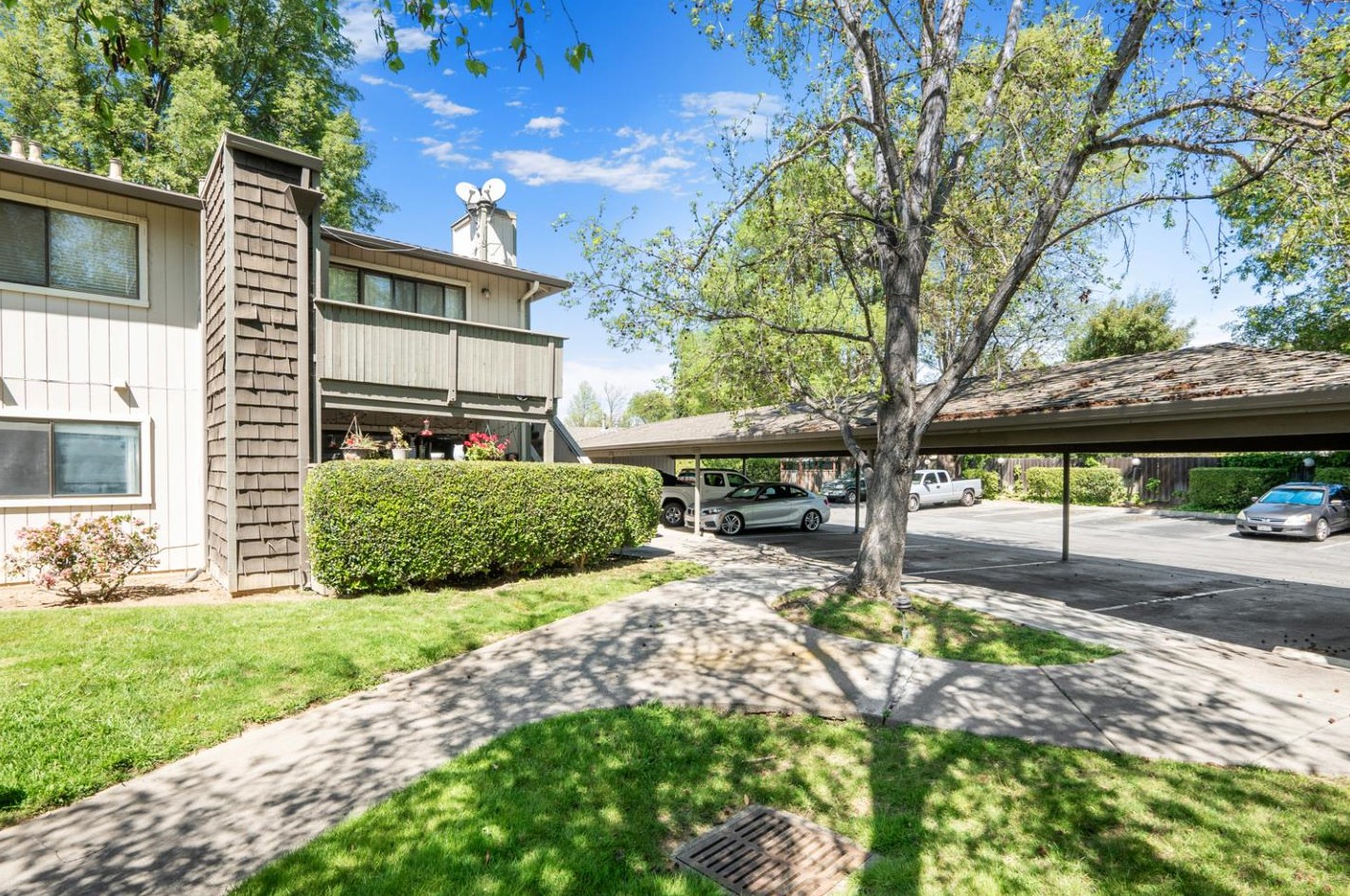 137 La Crosse Dr, Morgan Hill CA  95037-5628 exterior