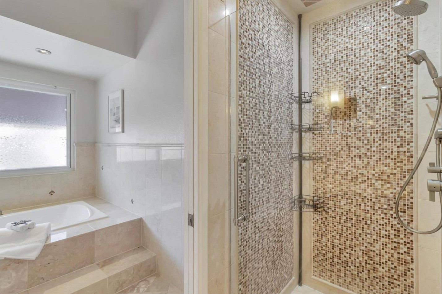 7 Court Ln, San Mateo CA  94404-2133 exterior