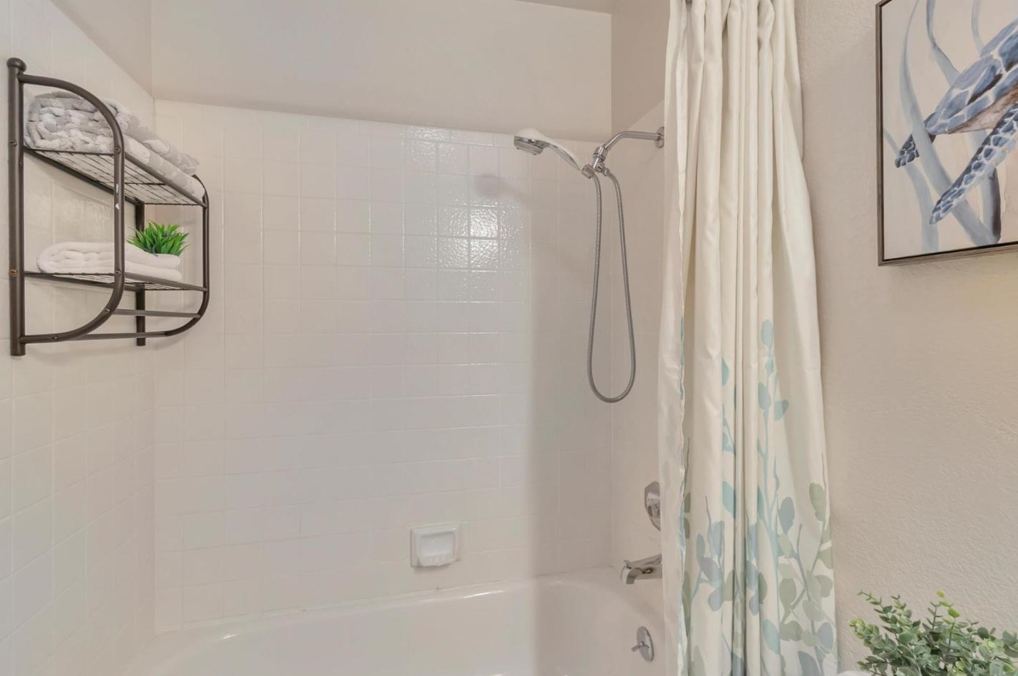 7 Court Ln, San Mateo CA  94404-2133 exterior