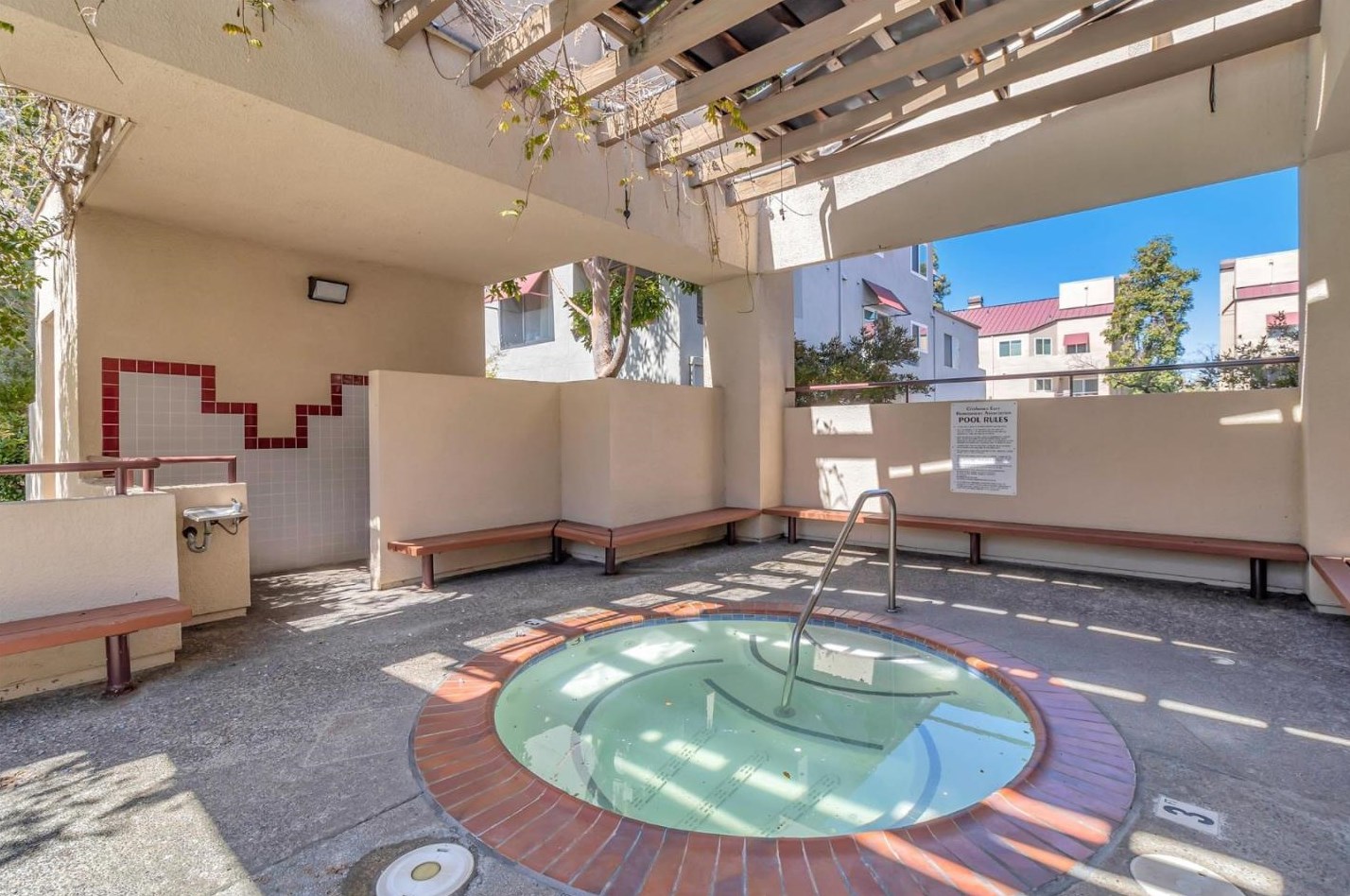 7 Court Ln, San Mateo CA  94404-2133 exterior
