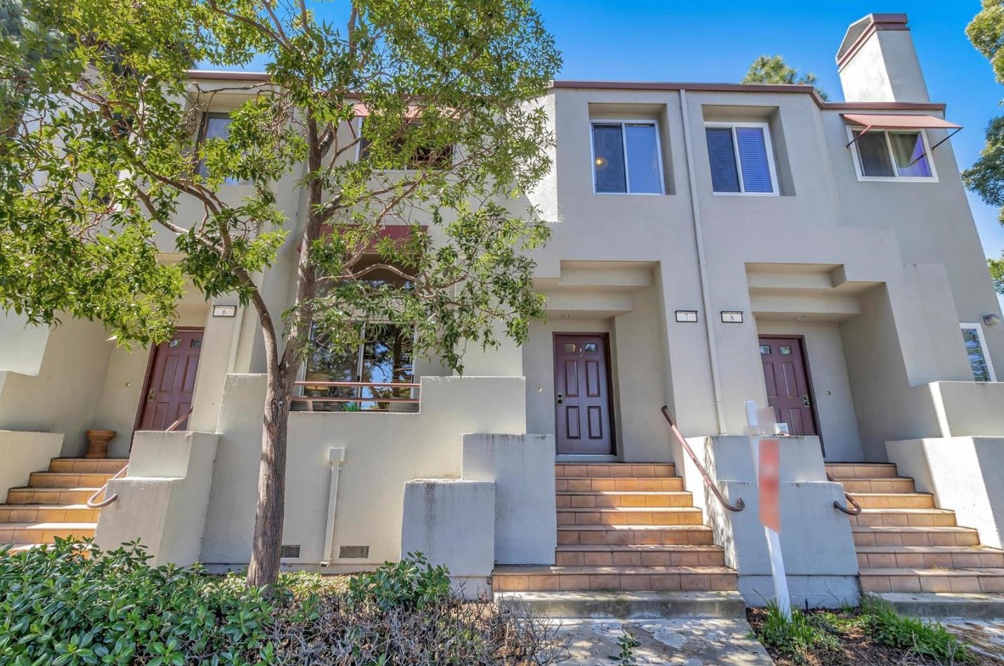 7 Court Ln, San Mateo CA  94404-2133 exterior