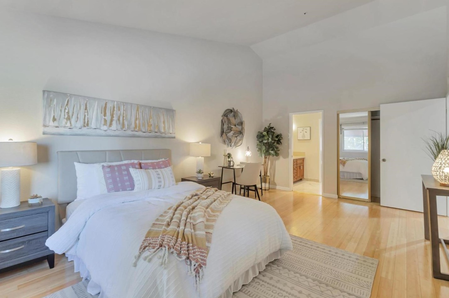 7 Court Ln, San Mateo CA  94404-2133 exterior