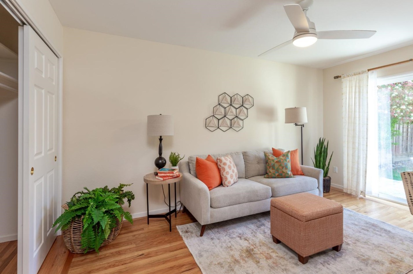 322 Beresford Ave, Redwood City CA  94061-3506 exterior