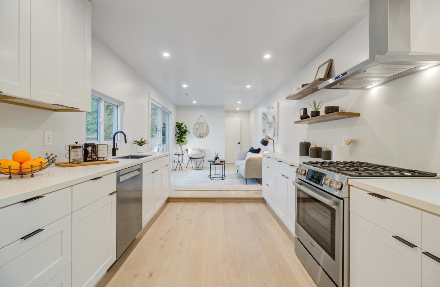 2712 Monterey St, San Mateo CA  94403-2629 exterior