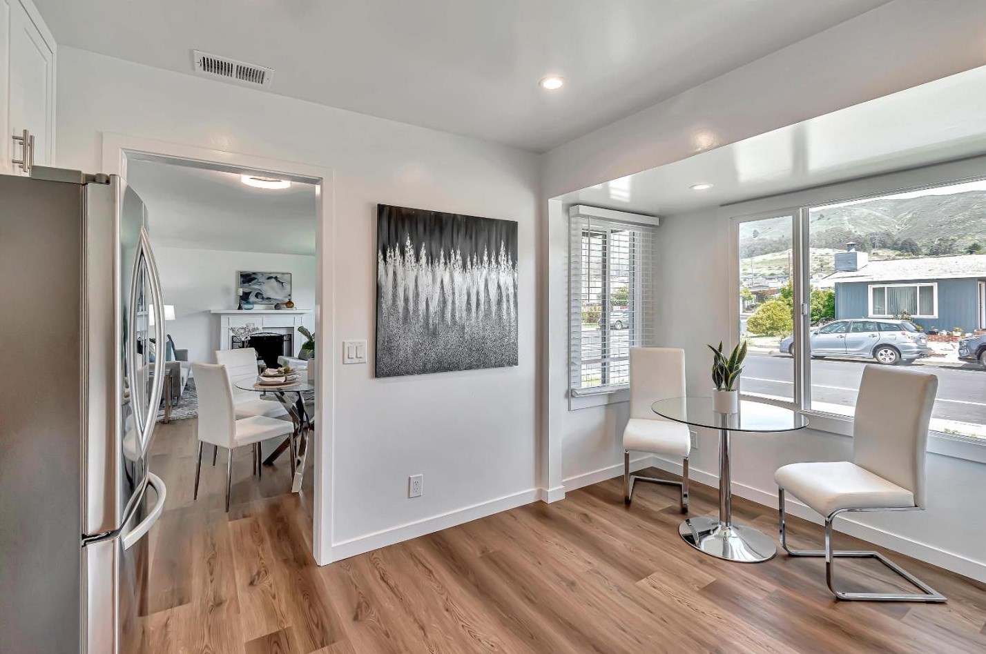 1277 Crestwood Dr, South San Francisco CA  94080-1324 exterior