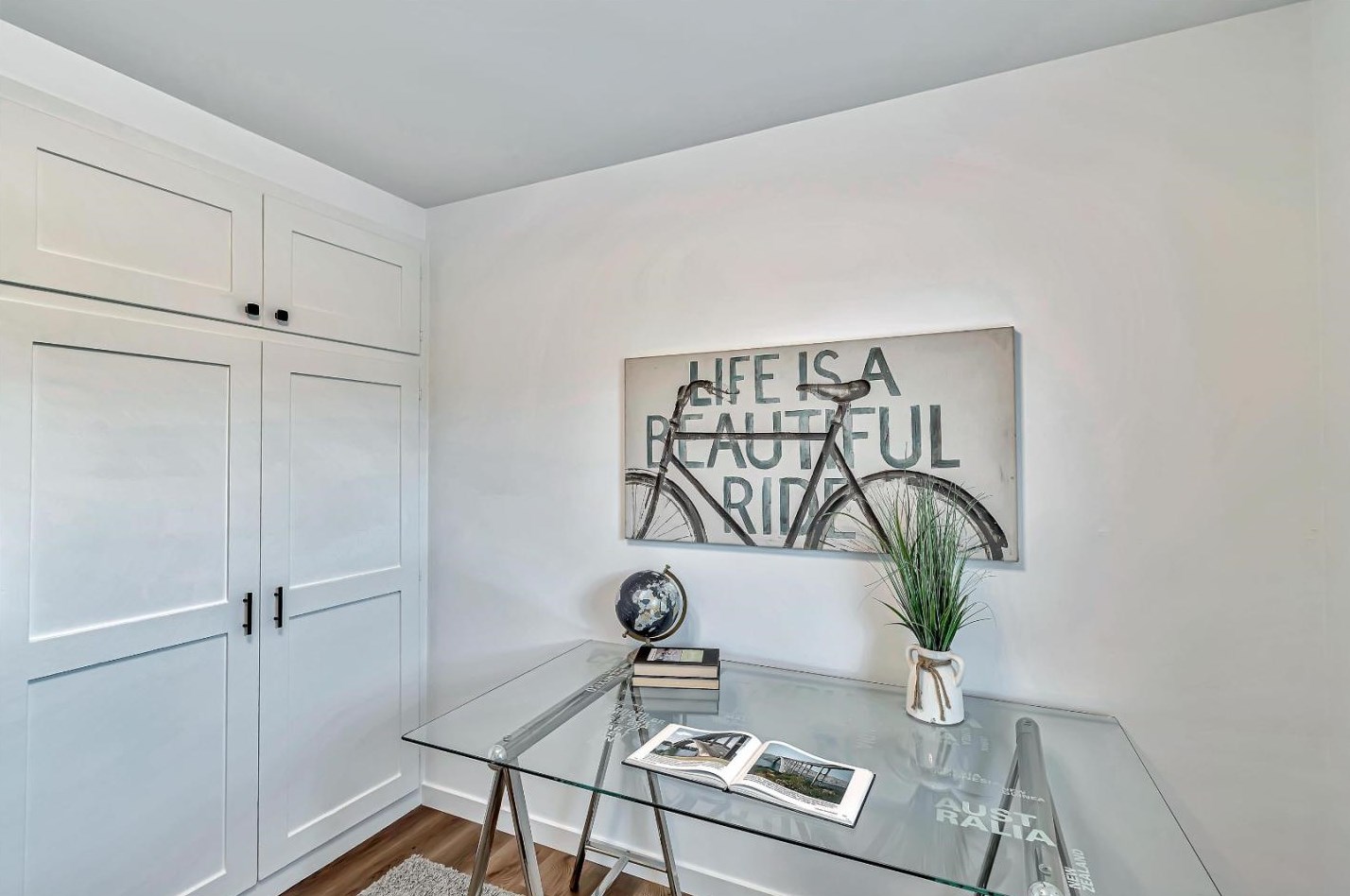 1277 Crestwood Dr, South San Francisco CA  94080-1324 exterior