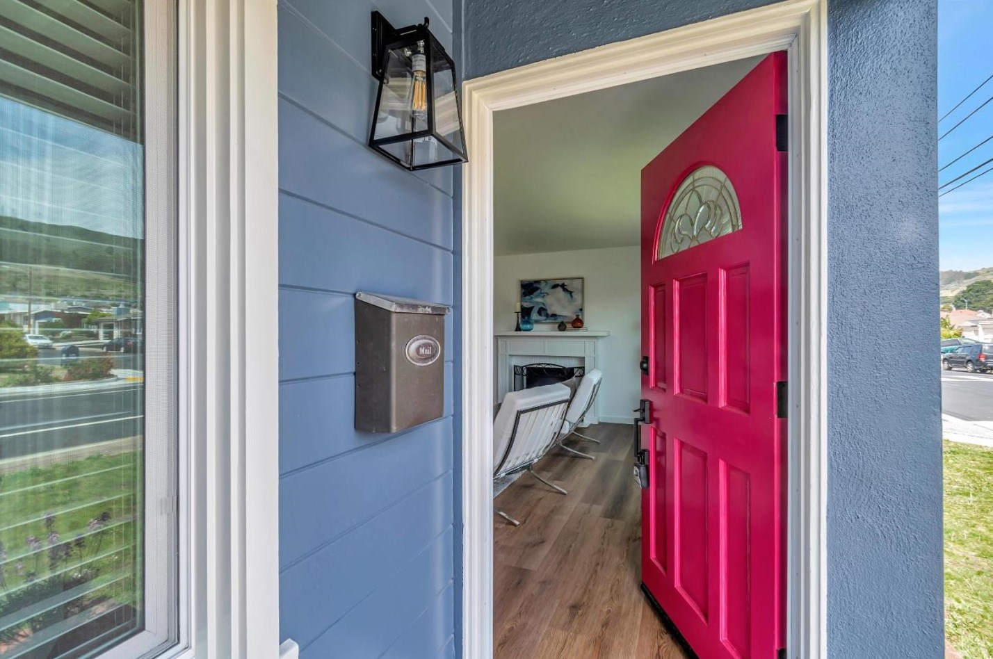 1277 Crestwood Dr, South San Francisco CA  94080-1324 exterior