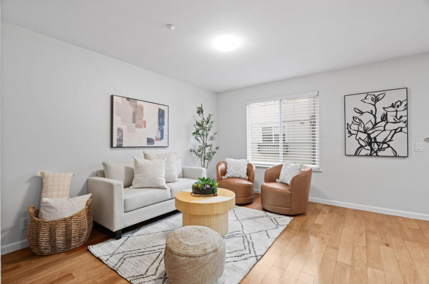 361 Vista Roma Way, San Jose CA  95136-4451 exterior