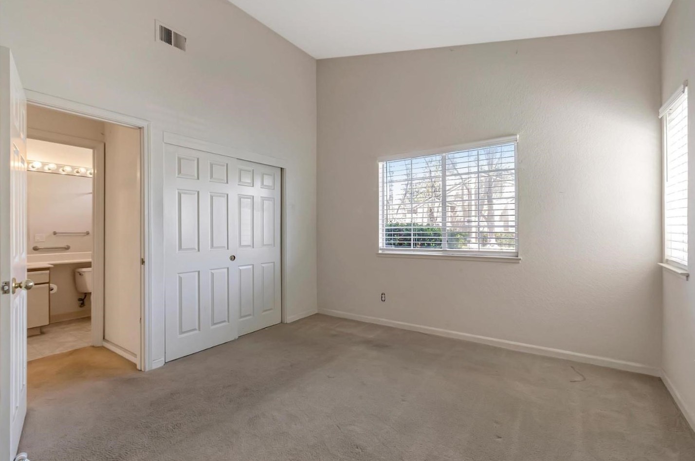 5916 Bridgeport Lk Way, San Jose CA  95123-2437 exterior