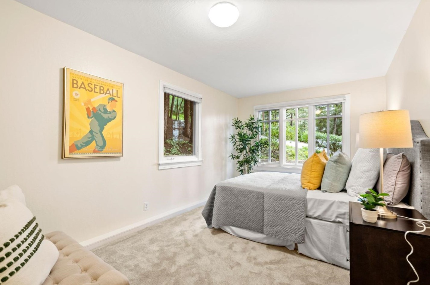 555 Smt Spg Rd, Redwood City CA  94062-4251 exterior
