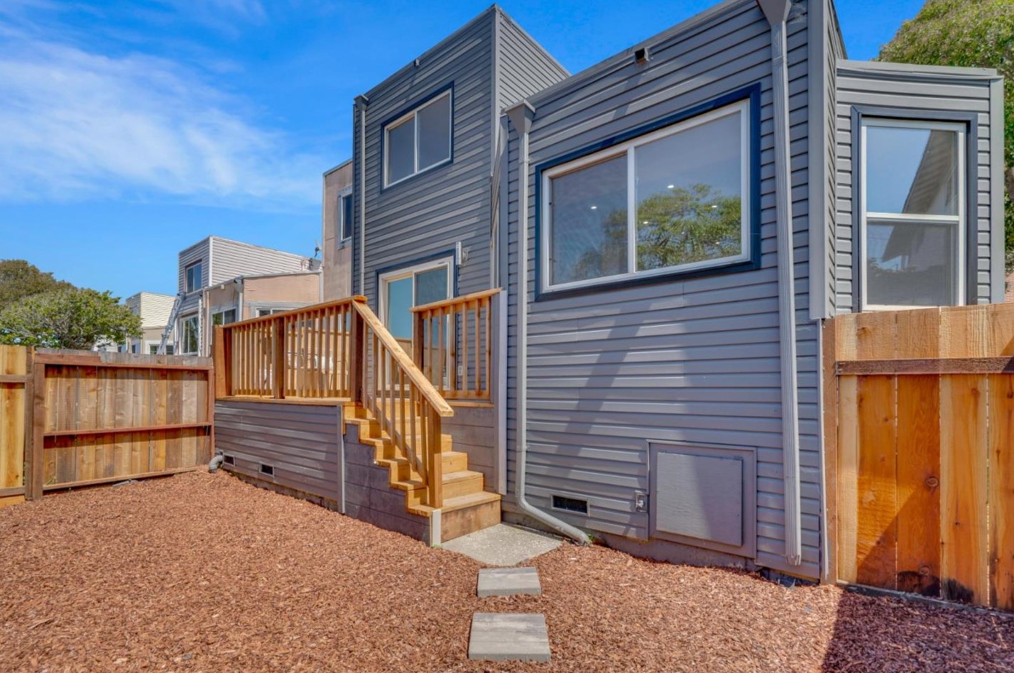 2242 Wexford Ave, South San Francisco CA  94080-5511 exterior