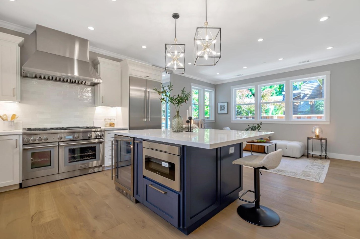 1125 Byron St, Palo Alto CA  94301-3211 exterior